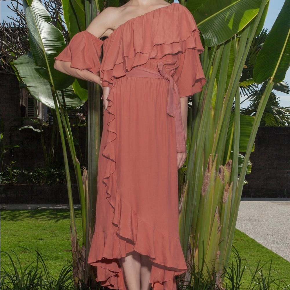 One shoulder dress